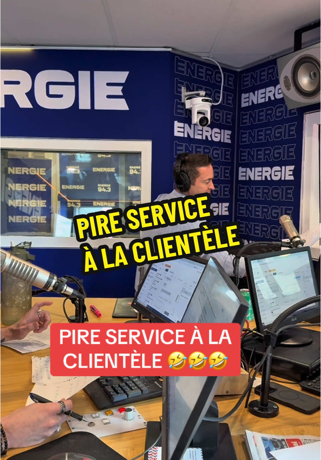 A post by @sebtrudelradio on TikTok caption: Coup: le lave-vaisselle 🤣 #Prank #coup #Radio #quebecois #drole #Humour #insolence #montreal #energie #pourtoi  #Foryou #Blagues #blague #NRJ  #insolence #fyp #qc #podcastqc #quebectok #tiktokquebec #quebectiktok #trendingvideo 