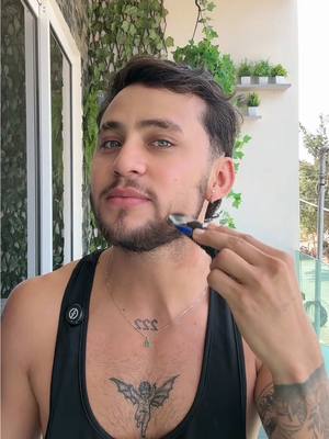 A post by @elrodcontreras on TikTok caption: ROD CONTRERAS SIN BARBA Y BIGOTE 🫦🫦🫦🫦🫦🫦😍