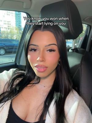 A post by @racheeleve on TikTok caption: 👸 