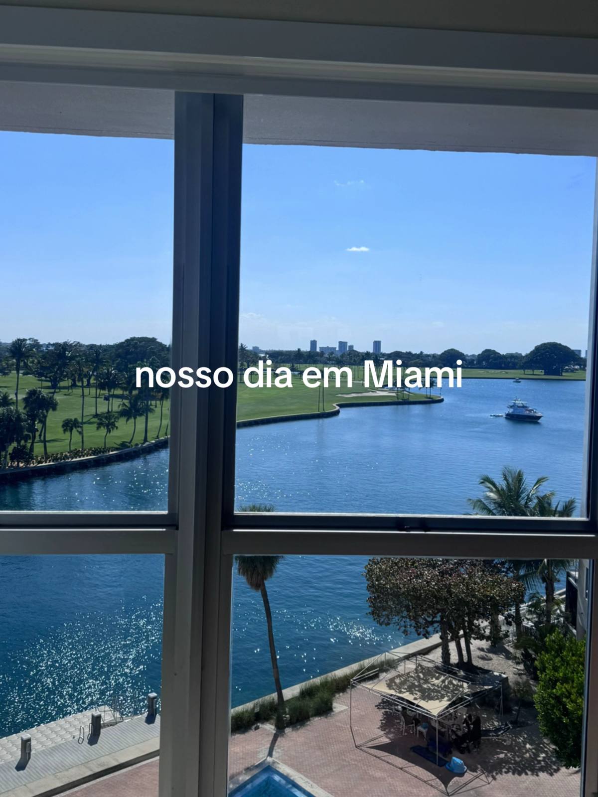 A post by @nahgand on TikTok caption: odiei crumbl cookies