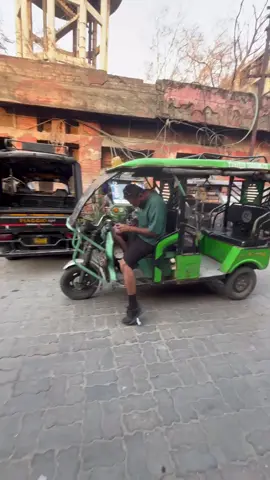 A post by @tarapaal_ on TikTok caption: #tarapaal #fyp #minivlog 