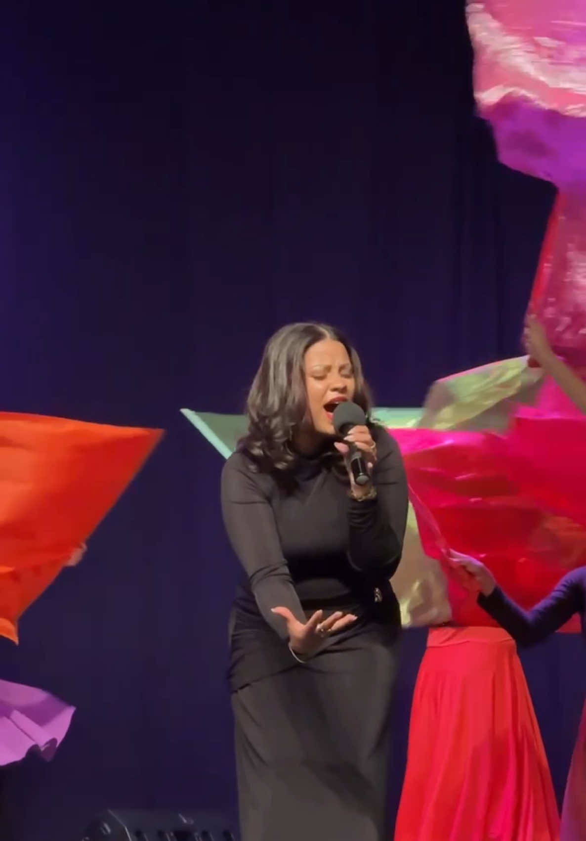 A post by @jesmejo on TikTok caption: MY JESUS 🌅🧎🏽‍♀️🤍📯✝️ isaiah 53:5  from sorrow to salvation. from sacrifice to grace & freedom.  blessed Good Friday and Passover. 