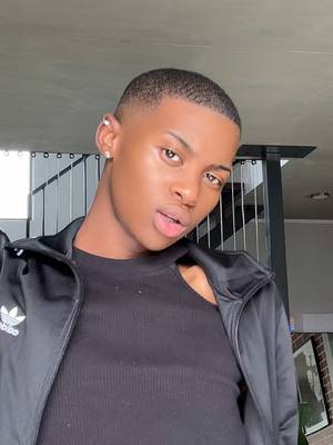 A post by @itskamo_ww on TikTok caption: 😜😜😜😜😜😜👍🏽