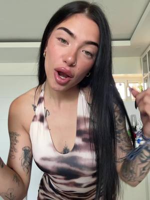 A post by @newkemi on TikTok caption: #foryoupagee 