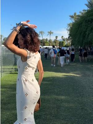 A post by @yeslydimate on TikTok caption: #NeutrogenaPartner my first coachella! @Neutrogena #LoveYourSPF