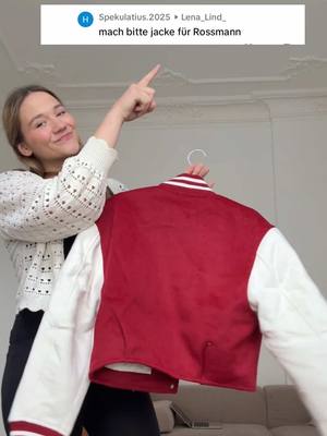 A post by @lena_lind_ on TikTok caption: Ich wäre ja dafür, dass alle Rossmann Mitarbeiter so eine Jacke bekommen als Willkommensgeschenk! 👉👈🥰 /Anzeige Auf jeden Fall eine richtig coole Aktion von Euch @Rossmann @isana_rossmann !!! Danke für den schönen Tag bei Euch!
