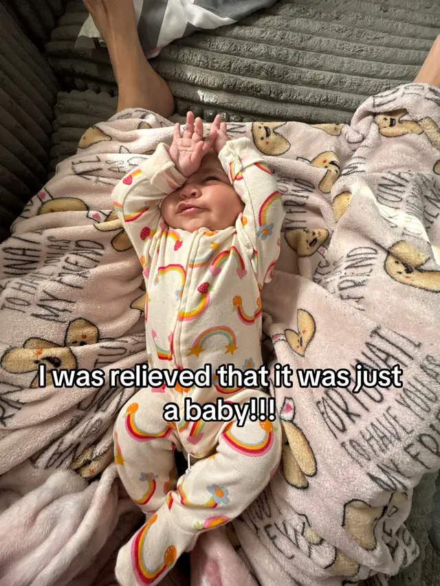 A post by @nazelyrodriguez on TikTok caption: 🤣😭 my nuni booty @savvvyordonez #viral #fyp #relatable #fyp 