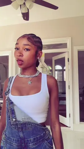 A post by @thatgirllaylay on TikTok caption: #flyestfisherwomen