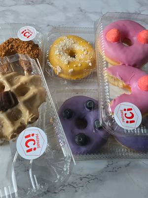 A post by @cseb_officiel on TikTok caption: Je gouteeee plinnnn de donuts different 😋 trooo bonnn