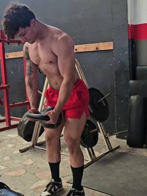A post by @yacercast on TikTok