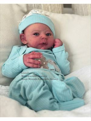 A post by @leoniduszeus on TikTok caption: #photography #facereveal #ootd #outfit #showingrebornartistry #artistry #leoniduszeussiliconedollartist #siliconebabydoll #rebornartistry #usa #rebornartistry #showingdetailsreborndoll #leoniduszeussiliconedollartist #leoniduszeus #reborning #outfit #showingdetailsreborndoll 