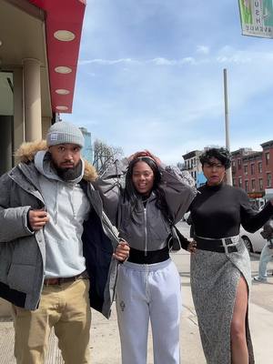 A post by @zoespencer___ on TikTok caption: I GOT AUNTY AND EM IN NY!!! #fyp #foryou #zoespencer #foryoupage #fypシ゚viral #trend #viral #trending 