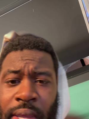 A post by @storieswithjonmosslol on TikTok caption: #greenscreenvideo 