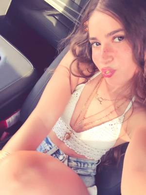 A post by @ema_bb0 on TikTok caption: #coachella ft green plums 