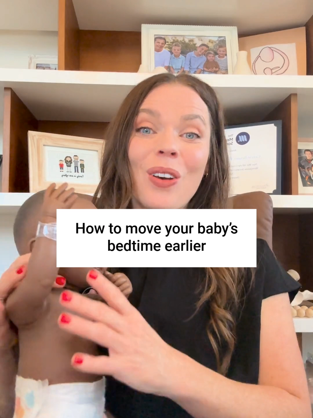 A post by @the.mama.coach on TikTok caption: How to move bedtime earlier without tears⬇️ It has to start with morning! If you want babe to go to bed earlier and easier- count 12-13 hours back and wake babe then. If it is more than an hour earlier than they have been, do it in 30 min increments every few days Remember your newborn (under 12 weeks) typically won’t be ready to move bedtime earlier till between 12-16 weeks. Questions? Ask away!! #themamacoach #breastfeeding #bottlefed #newborn #sleeptraining #sleepcoach 