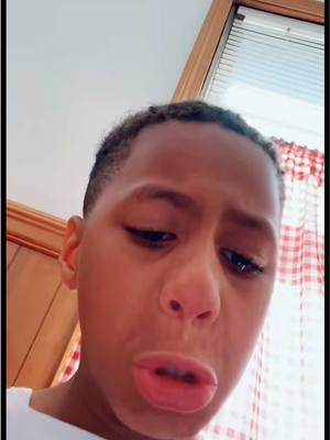 A post by @bigmuffy_ on TikTok caption: #bigmuffy #fyp #autismawareness 