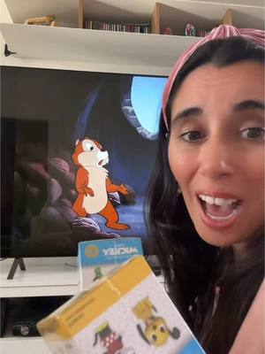 A post by @lauraegiulia_ on TikTok caption: TOPOLINO BOX: RIUSCIRÀ GIULIA A TROVARE CIP & CIOP?🐿️🐿️