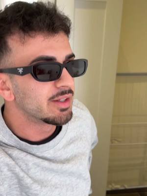A post by @sasycacciatore on TikTok caption: Vi aggiorno sulle storie baci 💋