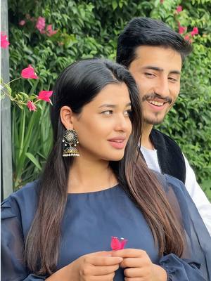 A post by @afghan_stars25 on TikTok caption: اینه دختر امو جان را ما هم جور کردیم 😍  #mobin #maryam #afghanstars25 #tiktok #افغانستان #song #love #tajikistan 