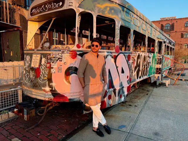 A post by @nasir_adnan on TikTok caption: 🔥