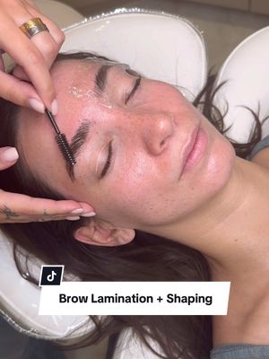 A post by @peakbeautystudio on TikTok caption: my favorite brow service✨🤍 #esthetician #browsbocaraton #waxingbocaraton #estheticiantips #browwax #estheticiantiktok #browlamination 