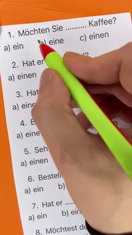 A post by @arabisch.deutsch1 on TikTok caption: اختبر معلوماتك في قواعد اللغة الألمانية#المدرسة_الالمانية 