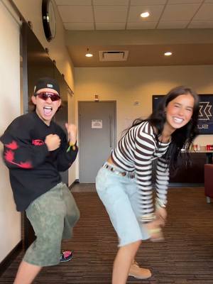 A post by @calegoes on TikTok caption: @sofia muse 😭