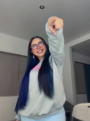 A post by @karenbustillosg on TikTok caption: Naaaah creo 🤣 #fyp 