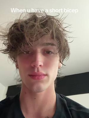 A post by @vhackerr on TikTok caption: Don’t mind the unmade bed