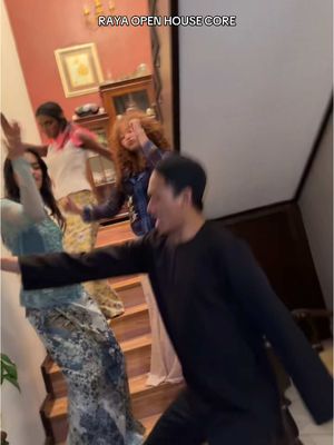 A post by @sabrinabahsoon on TikTok caption: AHHH the first one my family has hosted in 10 years!!! I had so much fun (food vlog coming soon I promiseeee) @Anaq Kiriman Heaven @theweekanne @Kat ⋆.ೃ࿔*:･ 