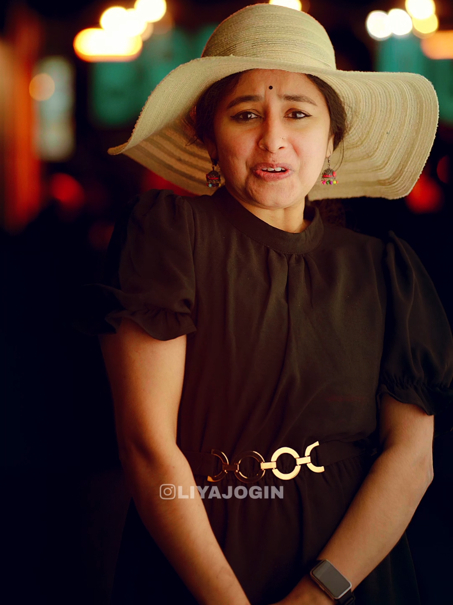 A post by @liyajogin on TikTok caption: 📷:@jogin_mathew ❤️ . . . .. . . #liyajogin #joginmathew #trendingmalayalam #manathevellitheru #shobhanasong #anthimanachoppumanju #malayalamsongs 