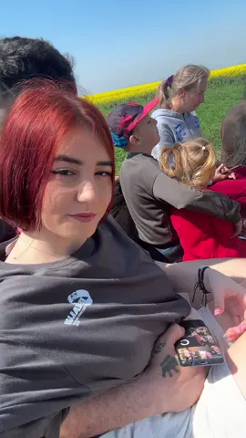 A post by @andre.eeaaa_17 on TikTok caption: #fouryoupage #pastefericit🥰🐰🥂 #teiubesc❤️ #viral_video @COSMIN🥱 @cristina @Matei Ionuț 