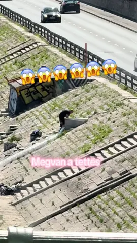 A post by @putrifonok on TikTok caption: Megvan a tettes jönnek a videók
