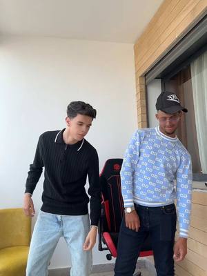 A post by @zzri9a on TikTok caption: 😂😂😂#fyp #maroc #algeria #الشعب_الصيني_ماله_حل😂😂 