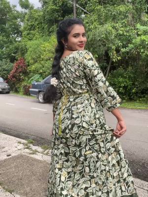 A post by @nethmikanchanasewwandi on TikTok caption: 🫣🫣🫣✌#nethmi✨🦋 #foryoupage #nethmikanchanasewwandi #trending 