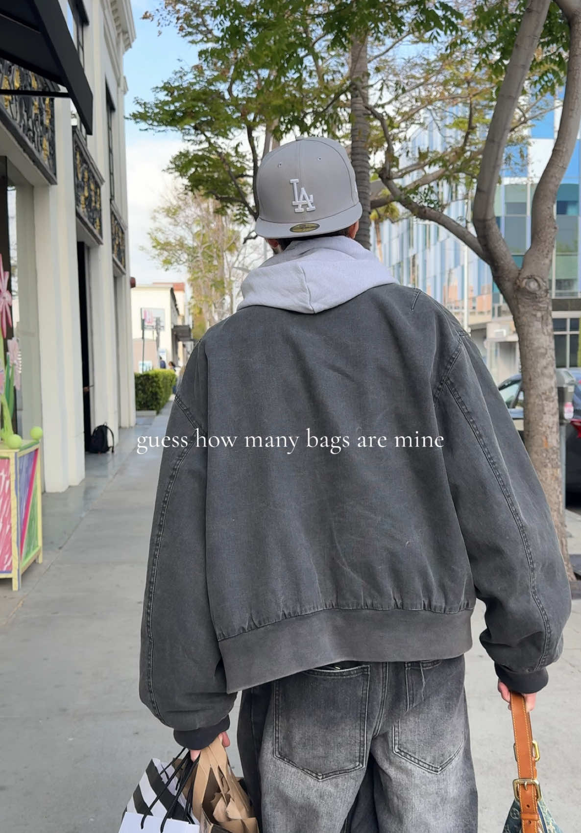 A post by @lukasrieger on TikTok caption: guess 🗣️