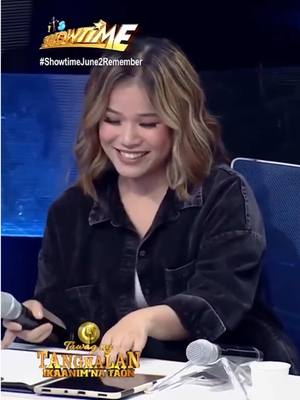 A post by @itsshowtimena on TikTok caption: tumabi lahat ng loveteam para di matapakan. #KLouie 🫰🏻 #itsshowtime #pbb #klang 