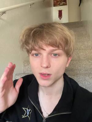 A post by @itsdeaann on TikTok caption: To those that celebrate, Happy Easter!