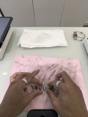 A post by @northoutletpandoralv on TikTok caption: Love his Pandora collection #pandora #pandoracleaning #pandorajewelry #fyp #foryoupage 