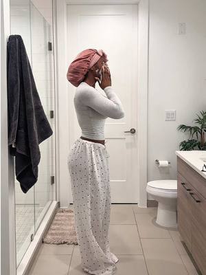 A post by @uchembastrives on TikTok caption: Gym fits @Gymshark  #fyp #fitness #gymtok #grwm 