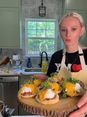 A post by @tinekeyounger on TikTok caption: Happy Easter 🐰 ✝️ Making Easter brunch 💛 follow me on ig TiniYounger
