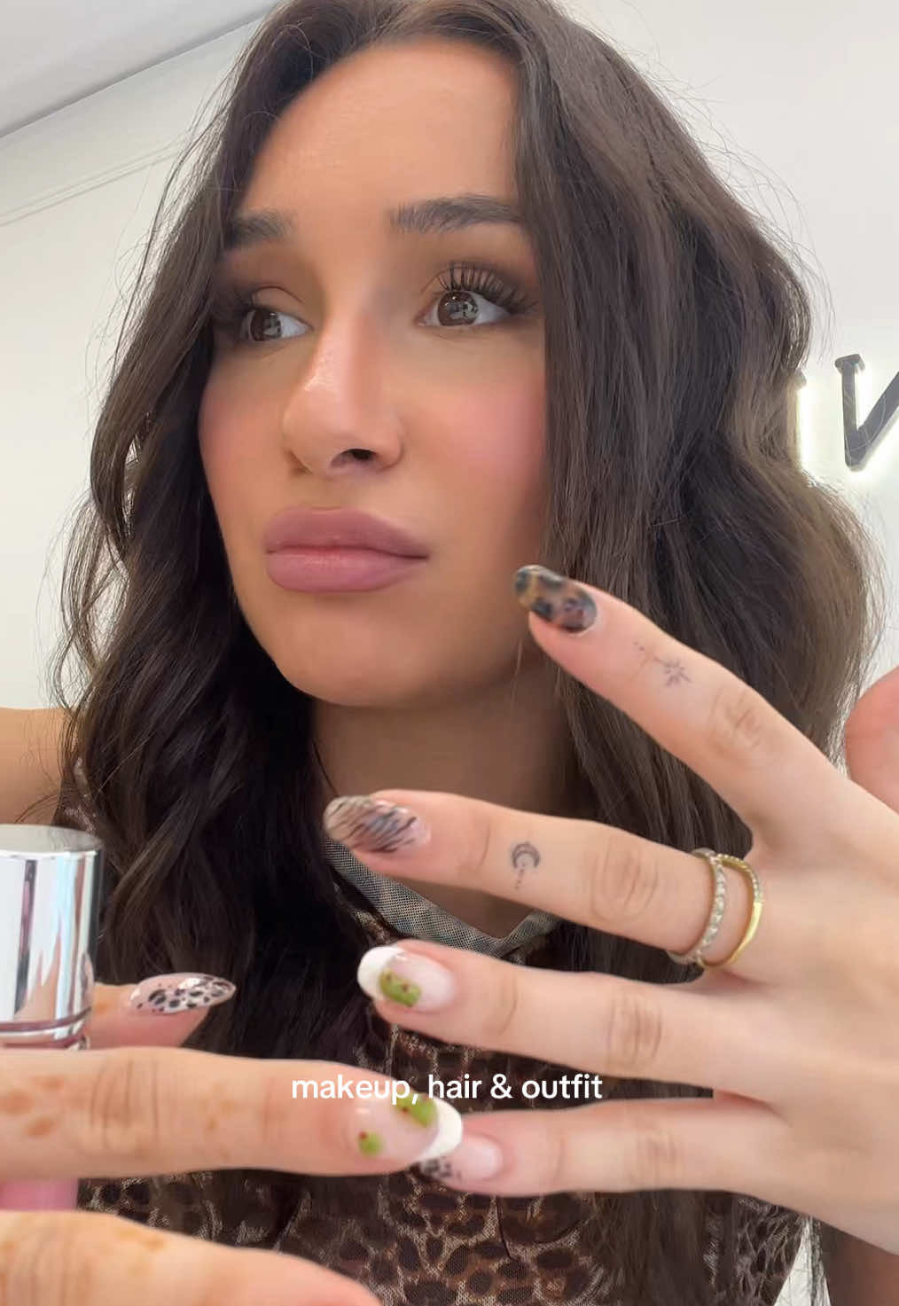 A post by @meleksev_ on TikTok caption: !!!