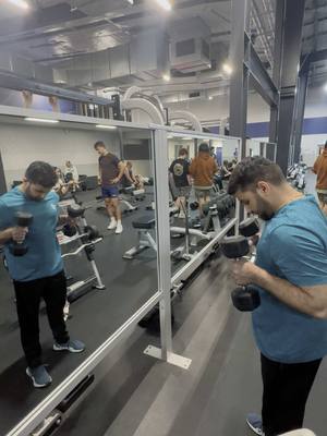 A post by @rahimsediqi46official on TikTok caption: 4 months gym challenge ❤️🇦🇫🥰#rahimsediqi46 #pashto #gym 