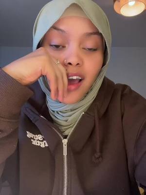 A post by @qalbarry on TikTok caption: Keep going abaayo guushu waa bar cad iyo bar madoow ee ❤️#misssomalia2025 
