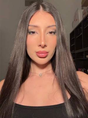 A post by @sissiguida_ on TikTok caption: 😀