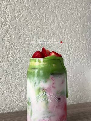 A post by @jaaliyahs on TikTok caption: & it was sooo good😍 #probablyneededahug #trending #blackgirltiktok #strawberrymatcha #matcha #homebarista #atlanta #fyp 