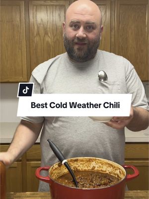 A post by @imjermee on TikTok caption: Chili 1 lb Ground Beef 3 tbsp Chili Powder 1 tsp Garlic Powder  1 tsp Onion Powder 1 tsp Oregano 1 1/2 tsp Cumin 3/4 tsp Salt 1/4 tsp Black Pepper 4 cloves Garlic 1 Onion 2 Bell Peppers 2 Jalapeños seeds removed 1 14.5 oz can petite diced tomatoes  1 28 oz can crushed tomatoes  3 15.5 oz cans beans, drained and rinsed 2 cups Beef Stock #chili #manmeal #mealprep