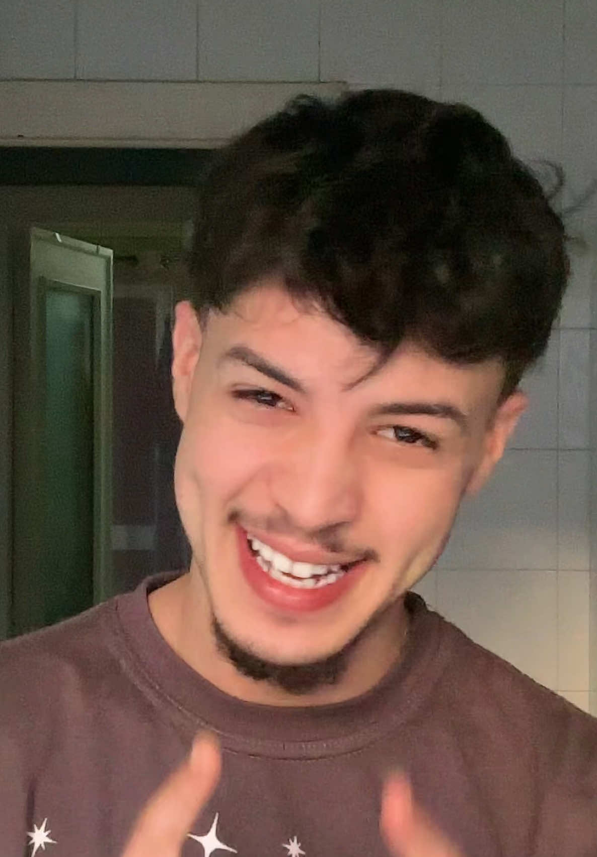 A post by @eldjenn on TikTok caption: Machi kima nti 🥹🫀