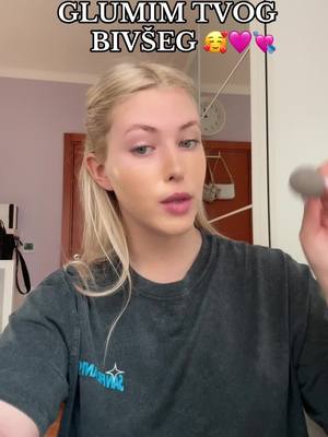 A post by @elena.stojcevski on TikTok caption: ja tvoj bivši dečko 