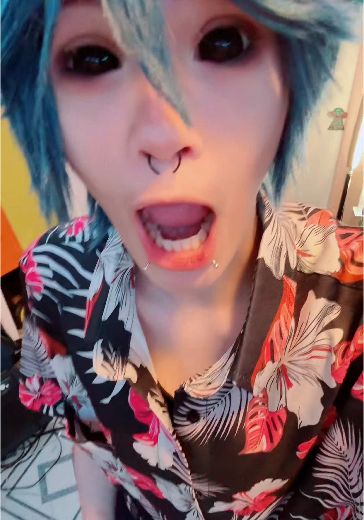A post by @stupothead on TikTok caption: Here’s my little tour!! Forgive me and my tERRIBLE camera skills oops ☹️ Feel free to ask for where I got anything or to see anything closer/in more detail!!! :DD #cosplay #gorillaz #gorillazcosplay #2dgorillaz #ghost #sillygoose #YIPPIE 